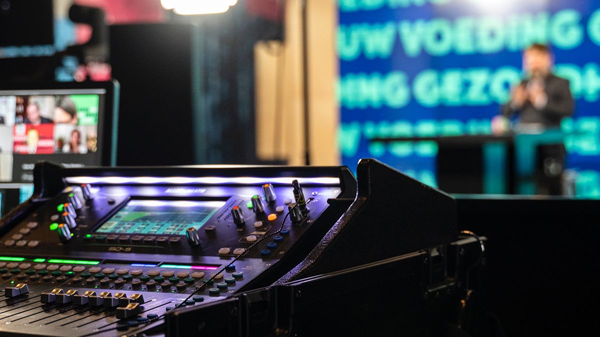 Стратегия гибридного ивента для чайников: с чего начать подготовку к гибридному мероприятию?